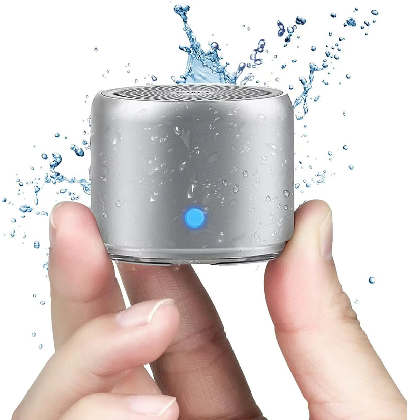 EWA A106 Pro mini caixa de som Bluetooth 5.0 IPX7 com radiador de graves metal ultracompacto estojo de viagem som potente no bolso